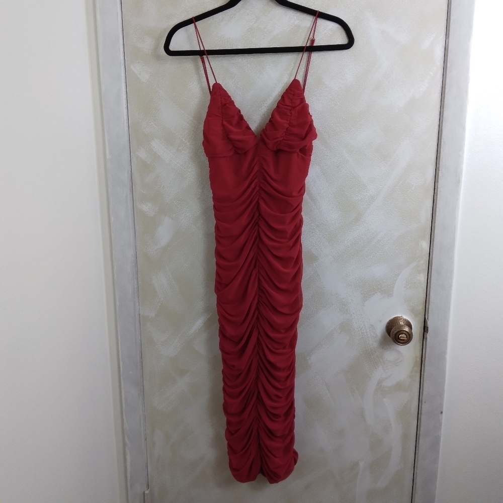Size L Fashion Nova Red Ruched Spaghetti Strap Dress V Neck Hidden Back Zipper